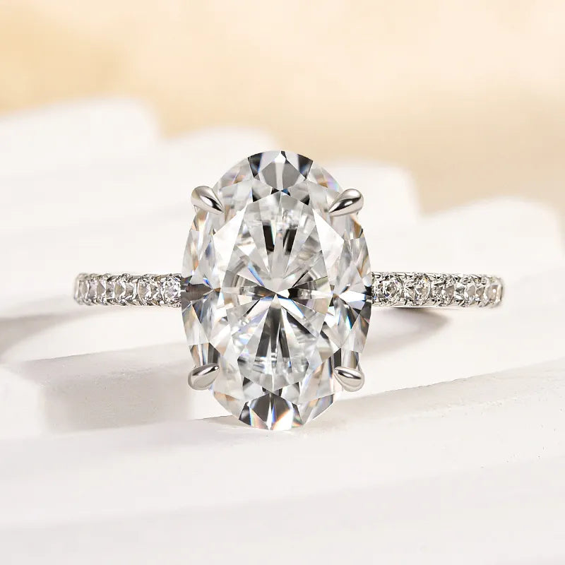 Moissanite 4.0 Carat Oval Cut Engagement Ring In Sterling Silver