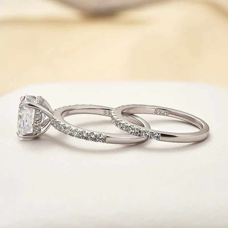 Stunning 3.0 Carat Cushion Cut Bridal Wedding Ring Set