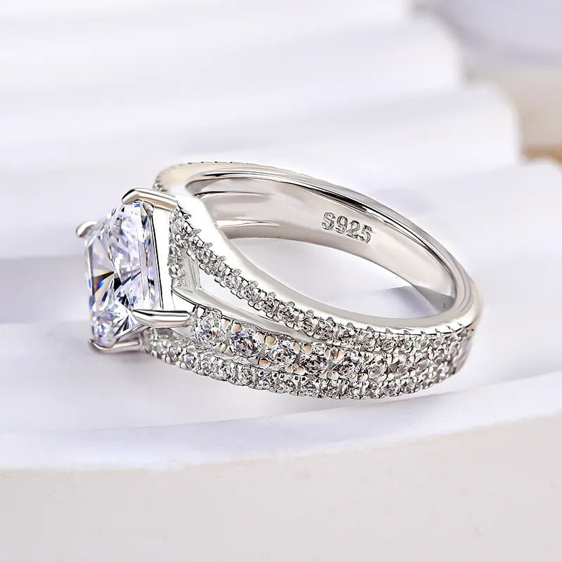 Exquisite Vintage Square Princess Cut Engagement Ring for Women