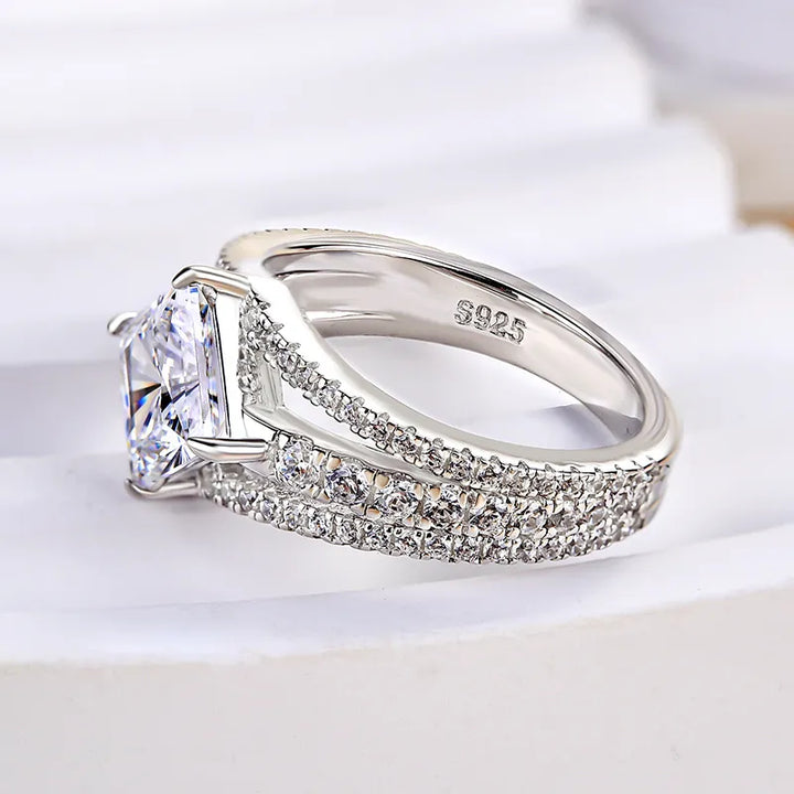 Exquisite Vintage Square Princess Cut Engagement Ring for Women