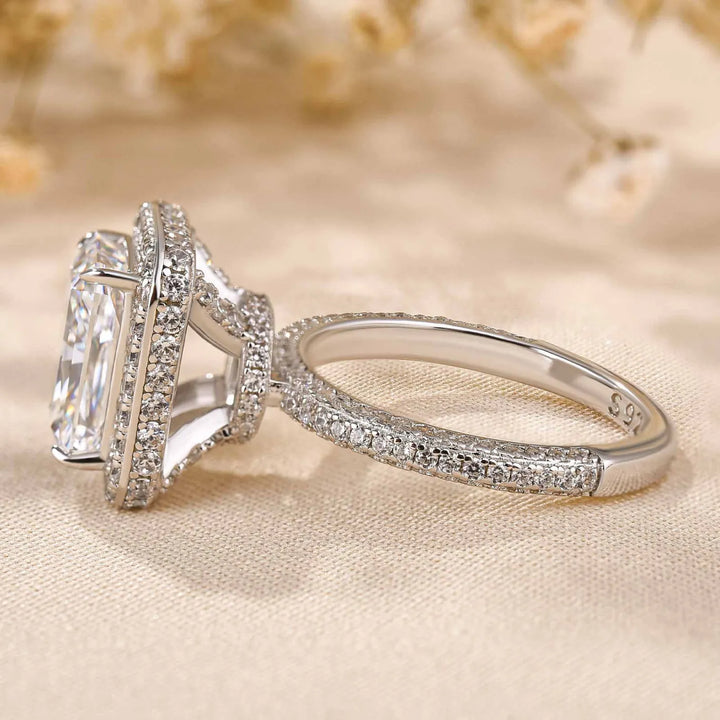 Noble Halo Radiant Cut Engagement Ring